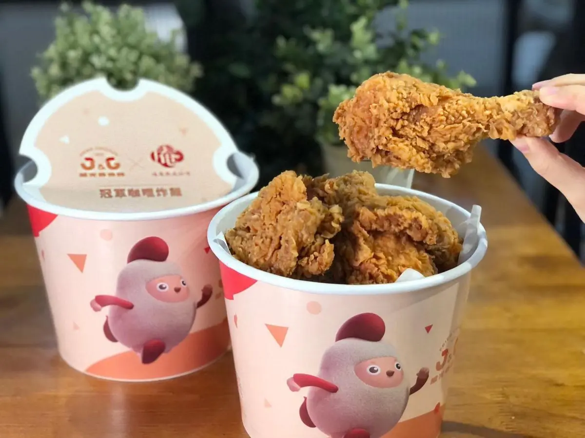 都是雞腿+腿排不用挑！繼光香香雞首度推「美式炸雞桶」，還能加「通庵咖哩粉包」