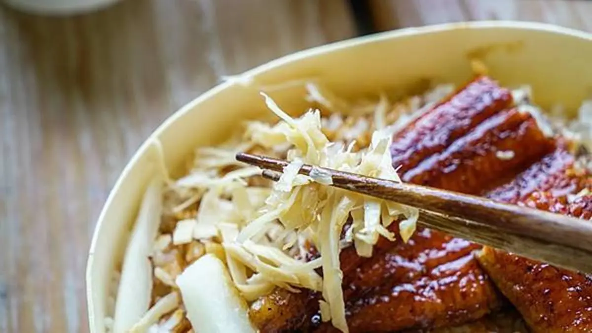 1碗只要250元!高CP值「蒲燒鰻魚飯」吃得到超大塊河鰻,炭香穴子肉質嫩彈也必嘗 1碗只要250元!高CP值「蒲燒鰻魚飯」吃得到超大塊河鰻,炭香穴子肉質嫩彈也必嘗