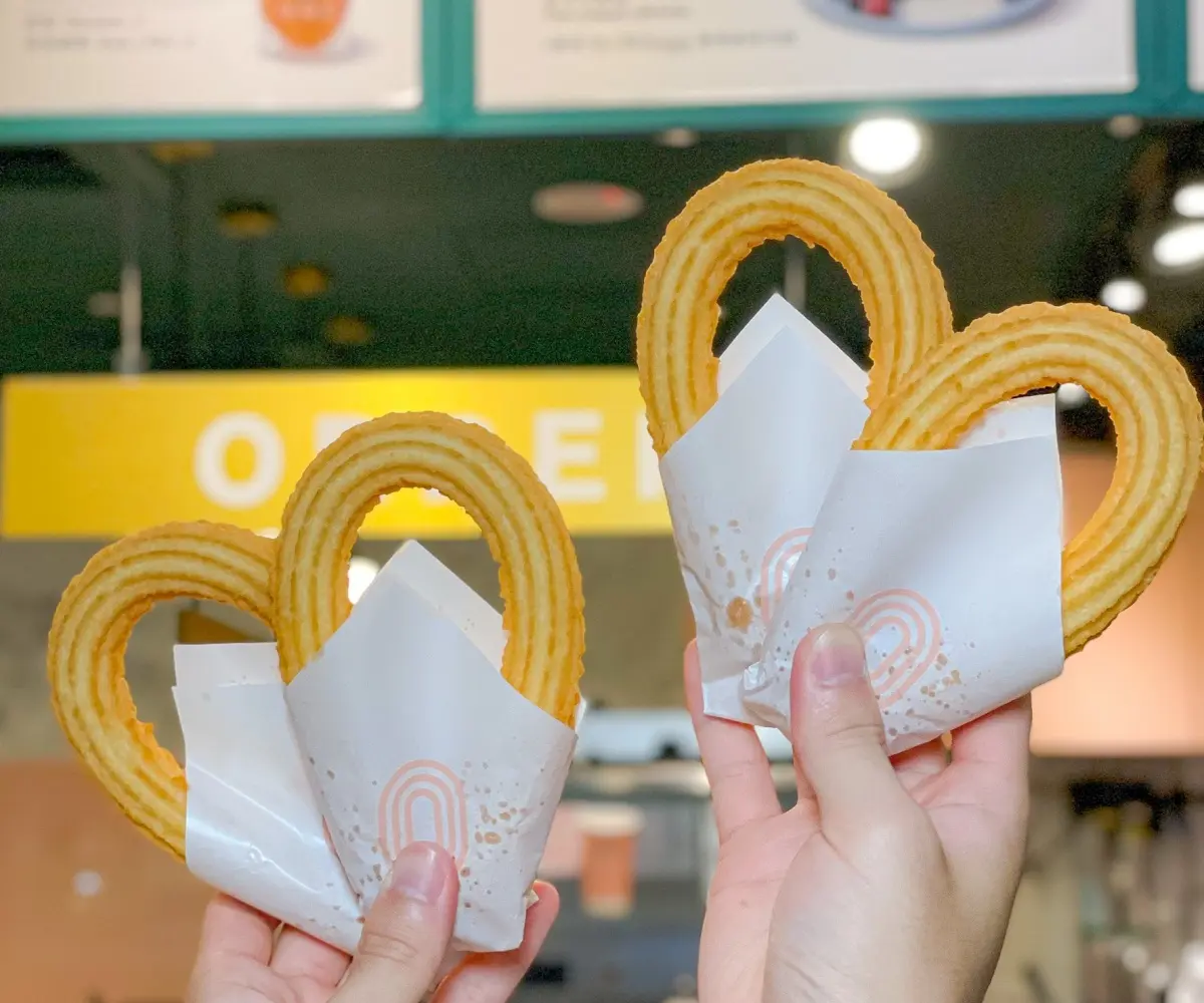 吉那圈免費送!Churros吉那圈推「打疫苗送小啾」活動,現點現炸、外酥內軟太欠吃 吉那圈免費送!Churros吉那圈推「打疫苗送小啾」活動,現點現炸、外酥內軟太欠吃