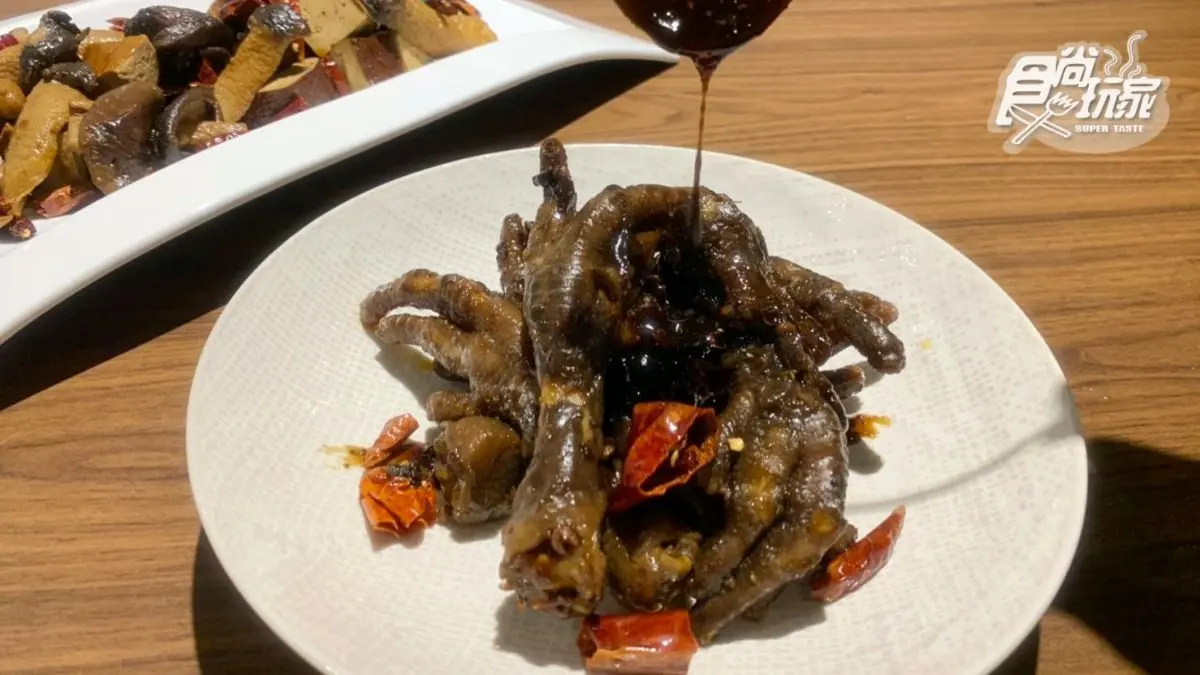 【新開店】嗜辣控先收下!超人氣私廚賣「蜀麻枋麻辣滷味」,首推桂丁雞雞腳、翅小腿 【新開店】嗜辣控先收下!超人氣私廚賣「蜀麻枋麻辣滷味」,首推桂丁雞雞腳、翅小腿