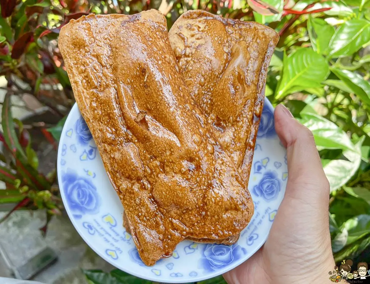 等１年才吃得到！超夯「改良版牛舌餅」脆到每口都會掉滿地，必嗑微辣椒鹽最唰嘴