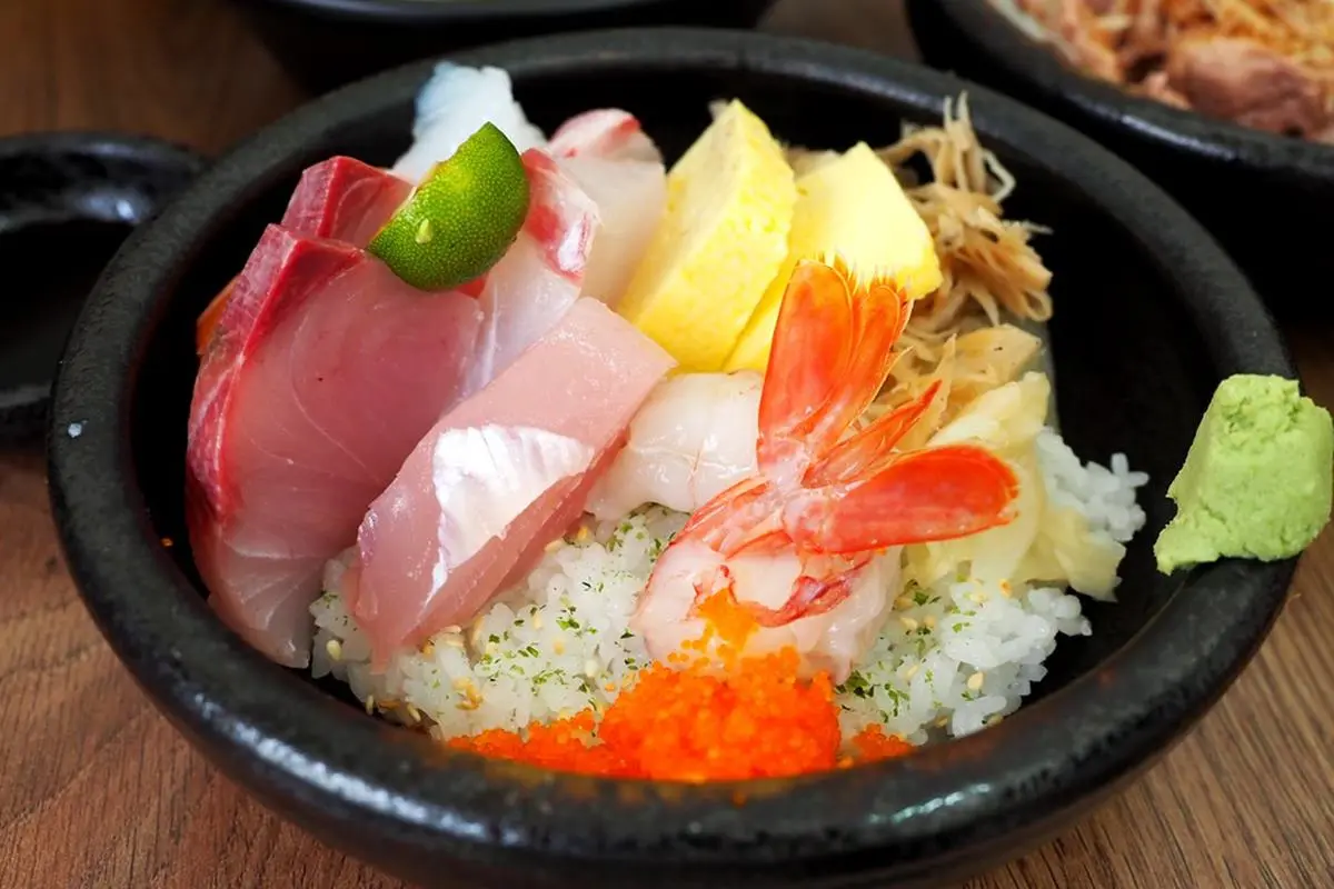 最低1碗只要100元!北中南7家高CP海鮮丼:台版築地直送魚料、4.9星好評、澎派5小丼 最低1碗只要100元!北中南7家高CP海鮮丼:台版築地直送魚料、4.9星好評、澎派5小丼