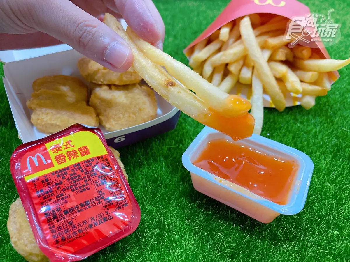 不只糖醋醬！麥當勞雞塊推最新「泰式香辣醬」可沾，９月初傳出「蜂蜜芥末醬」強勢回歸