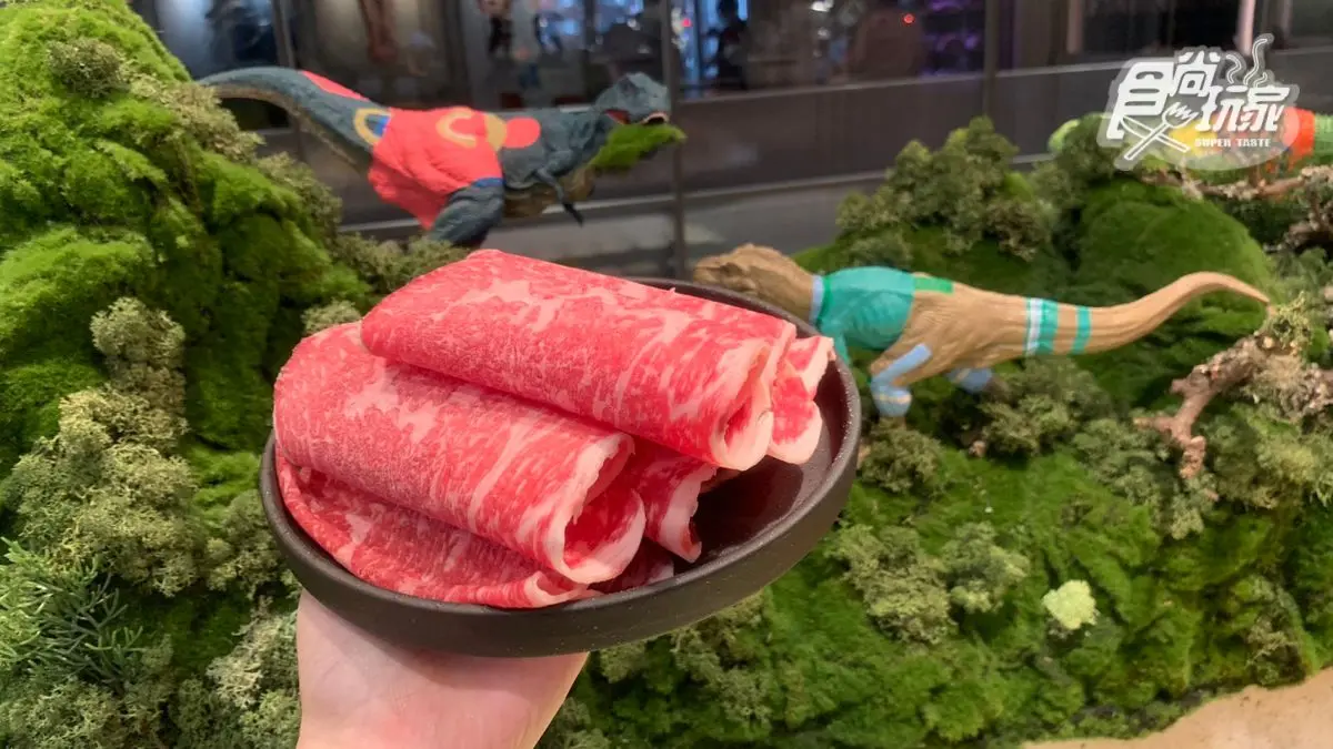 【新開店】饗賓吃到飽再+1!「小福利火鍋會所」爽吃百種食材,開幕用餐送第2人5折券 【新開店】饗賓吃到飽再+1!「小福利火鍋會所」爽吃百種食材,開幕用餐送第2人5折券