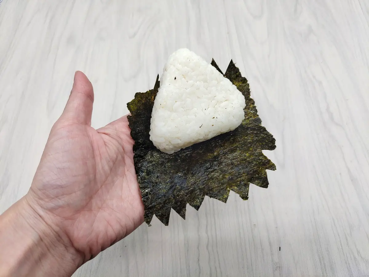 超萌樣讓人秒融化！小孩搶吃５款可愛造型早餐：「熊抱熱狗」麵包、小雞飯糰