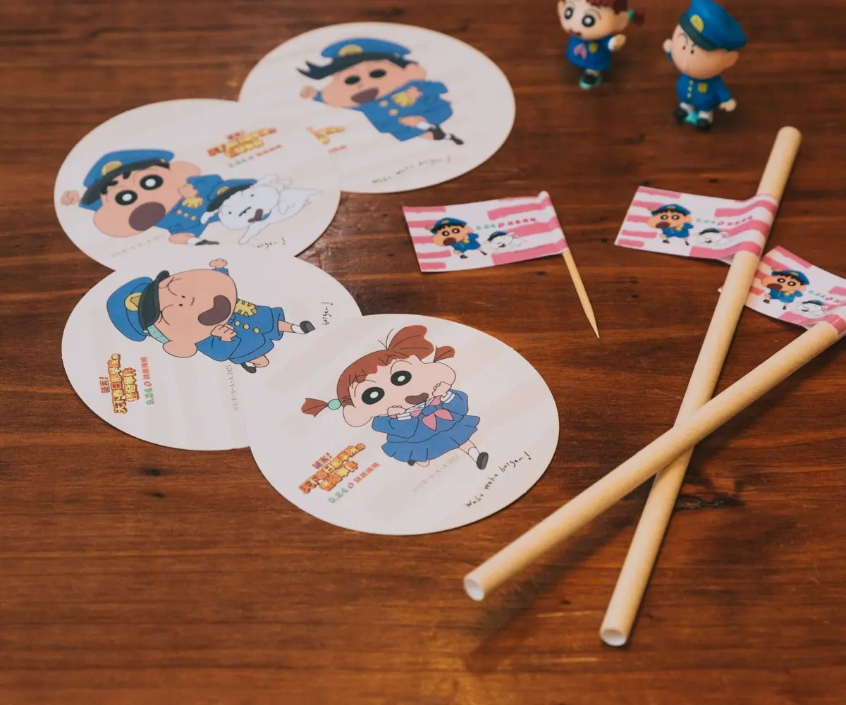 電影票免費送!waku waku burger推4款「蠟筆小新餐點」,小新、妮妮杯墊太Q 電影票免費送!waku waku burger推4款「蠟筆小新餐點」,小新、妮妮杯墊太Q