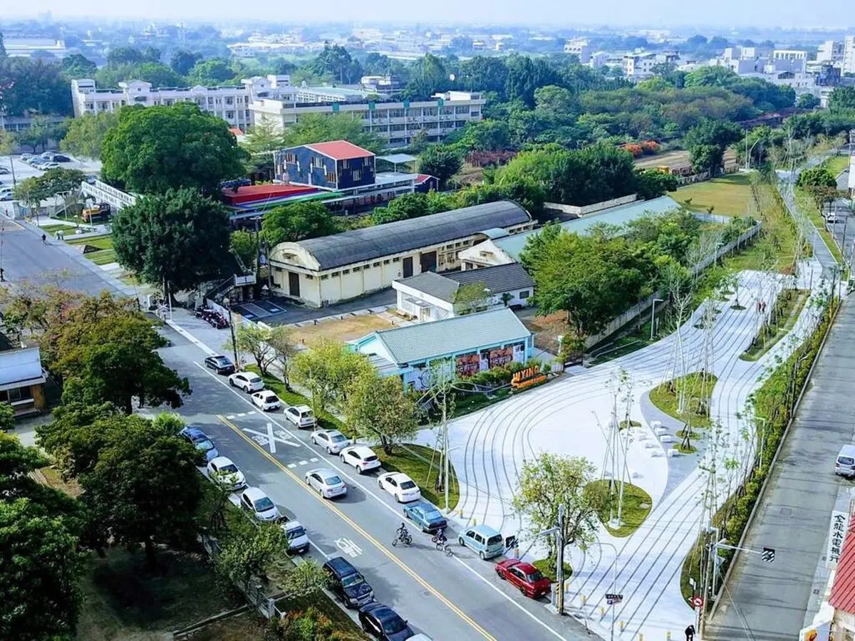 姓名有「甜蜜」同音免費吃冰！台南最新「新營鐵道地景公園」，必拍鐵道園區、糖廠場景