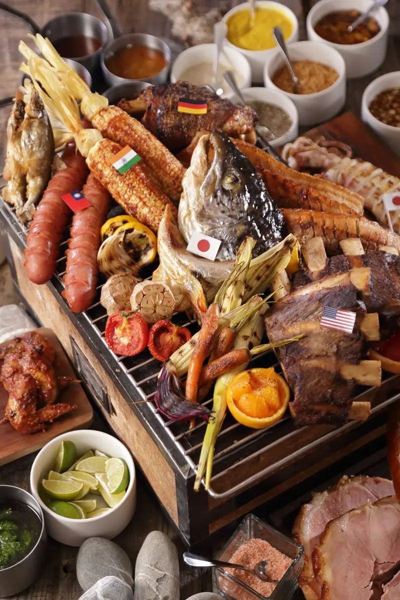 ４家飯店內用強勢回歸！超狂８國烤肉吃到飽，憑接種卡或身分證都能打折