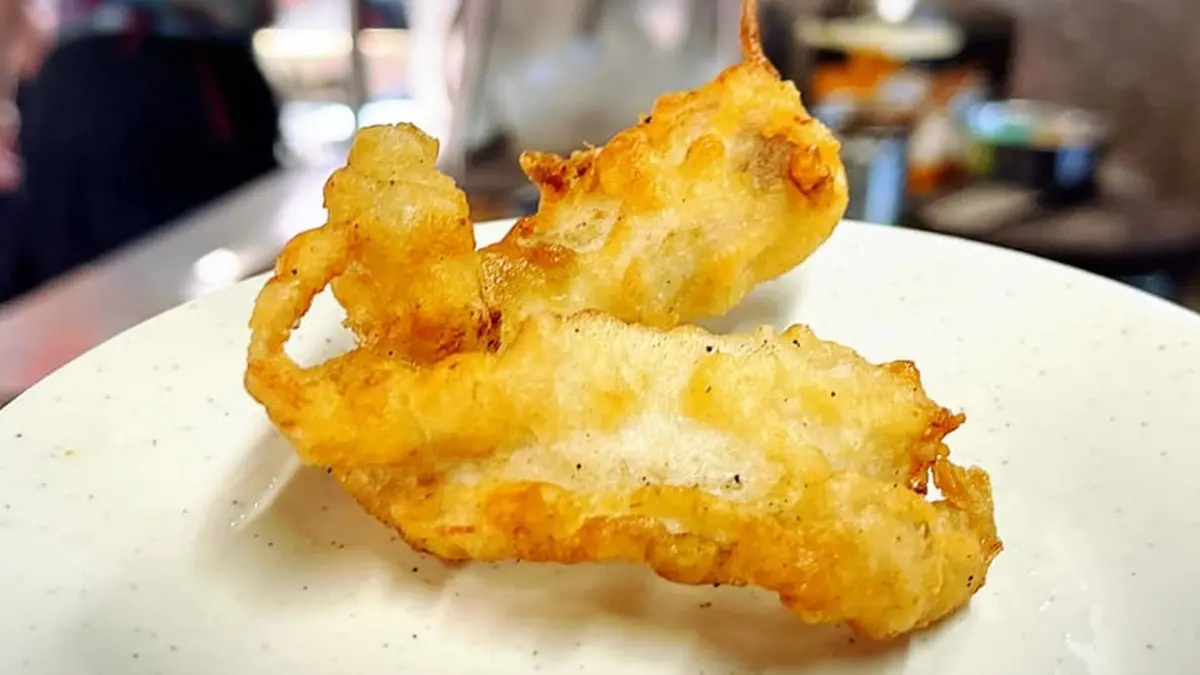 港邊飄香50年!基隆海味鹹粥1碗只要15元,必搭入口即化紅燒肉、金黃炸豆腐 港邊飄香50年!基隆海味鹹粥1碗只要15元,必搭入口即化紅燒肉、金黃炸豆腐