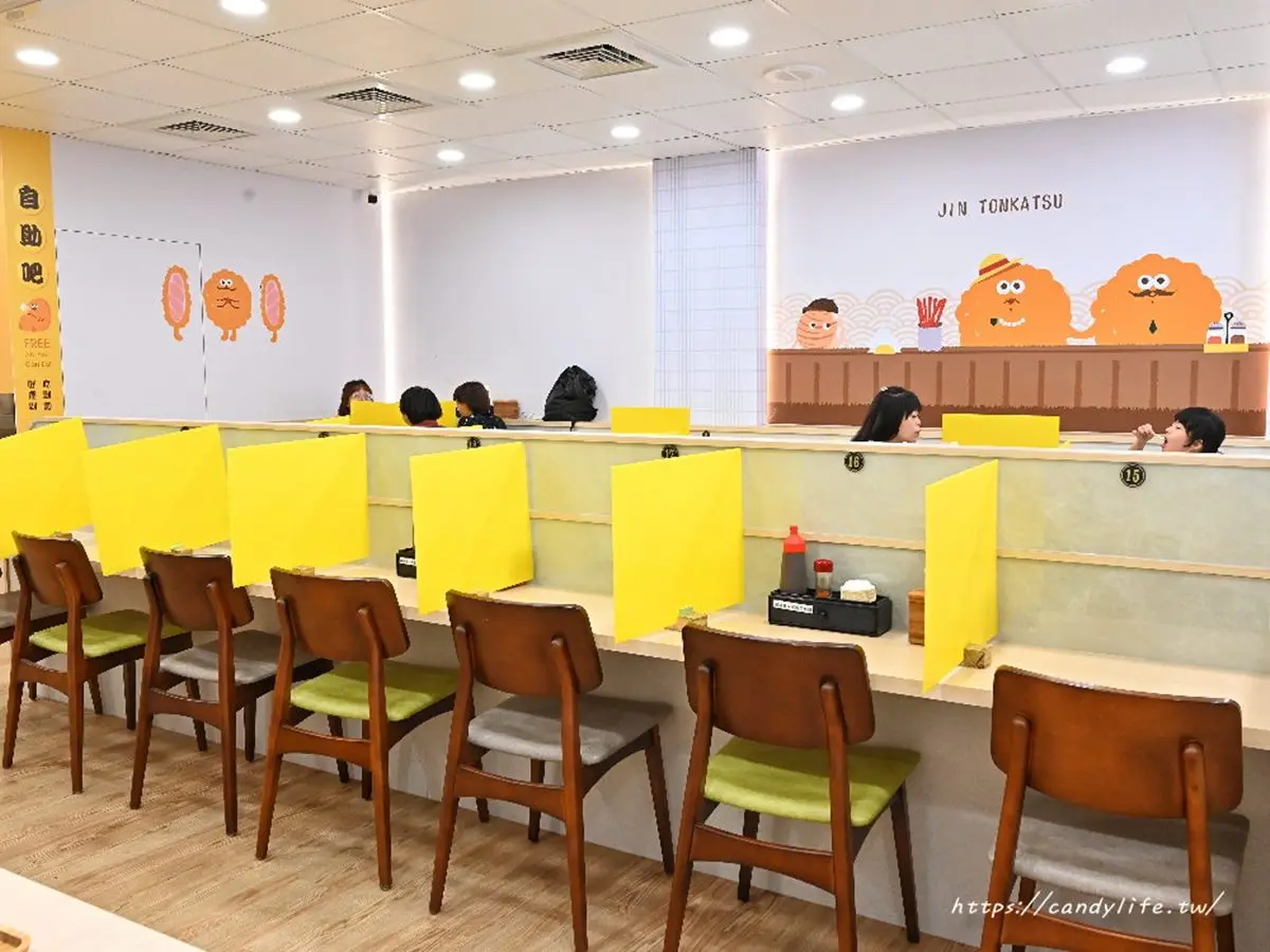 內用免費嗑麻辣燙!台中平價豬排飯牽絲超邪惡,熟成炸牛排258元吃得到 內用免費嗑麻辣燙!台中平價豬排飯牽絲超邪惡,熟成炸牛排258元吃得到