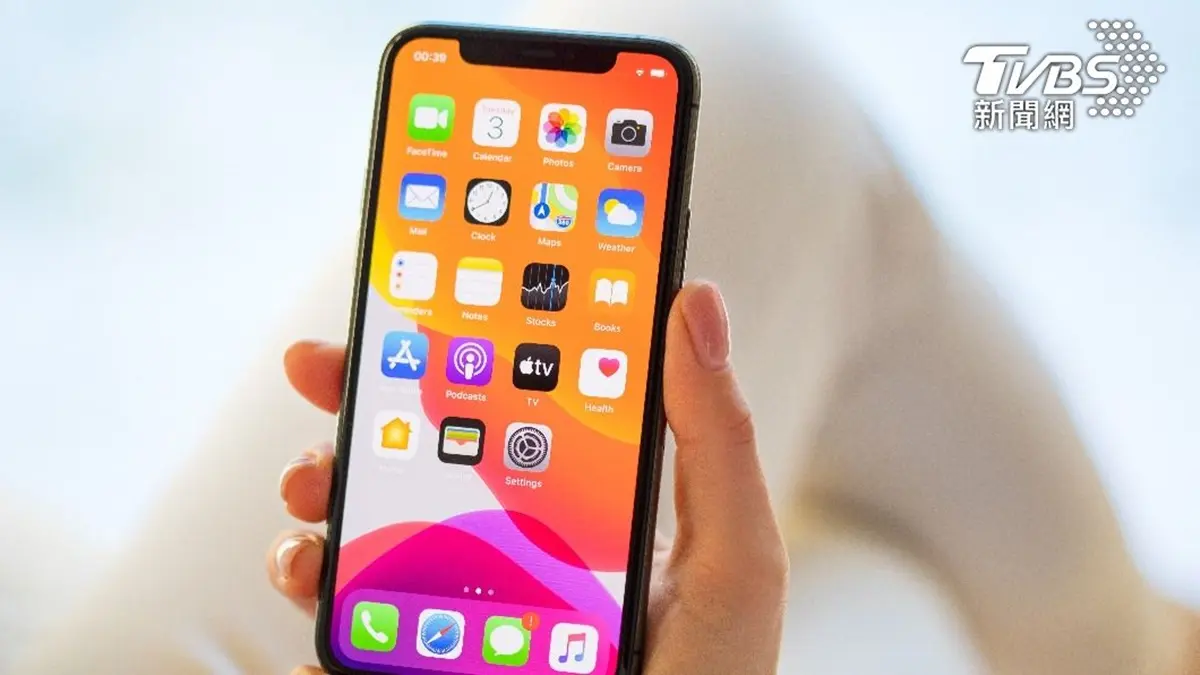 舊iPhone怎麼處理?蘋果直營店換購最省事,內行果粉曝「這裡」賣賺更多 舊iPhone怎麼處理?蘋果直營店換購最省事,內行果粉曝「這裡」賣賺更多