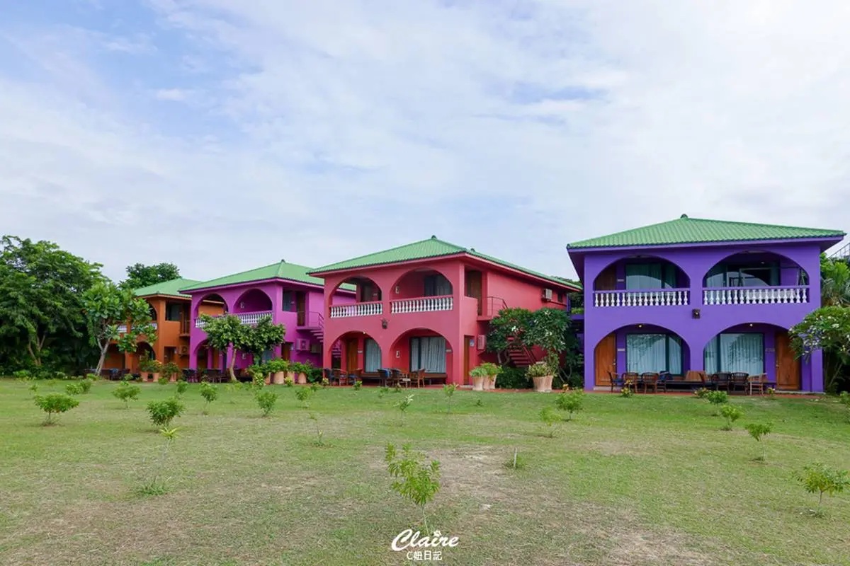 打卡繽紛彩色屋!小琉球「南洋風Villa」賞無敵海景,還能美拍超大露天泳池 打卡繽紛彩色屋!小琉球「南洋風Villa」賞無敵海景,還能美拍超大露天泳池