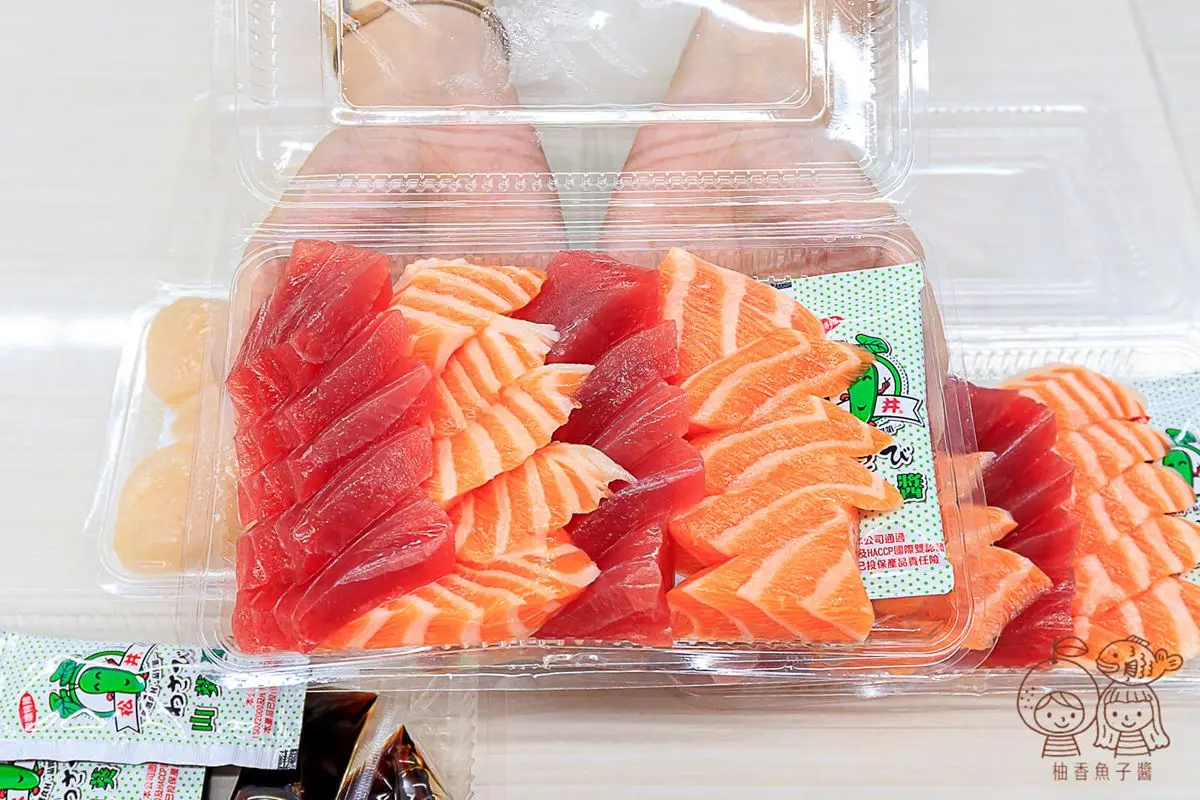 1片10元!台中「神祕生魚片」深夜排隊才吃得到,必嗑厚切鮭魚、紅寶石鮪魚 【台中美食推薦】 丸南生魚片|1片10元厚切生魚片