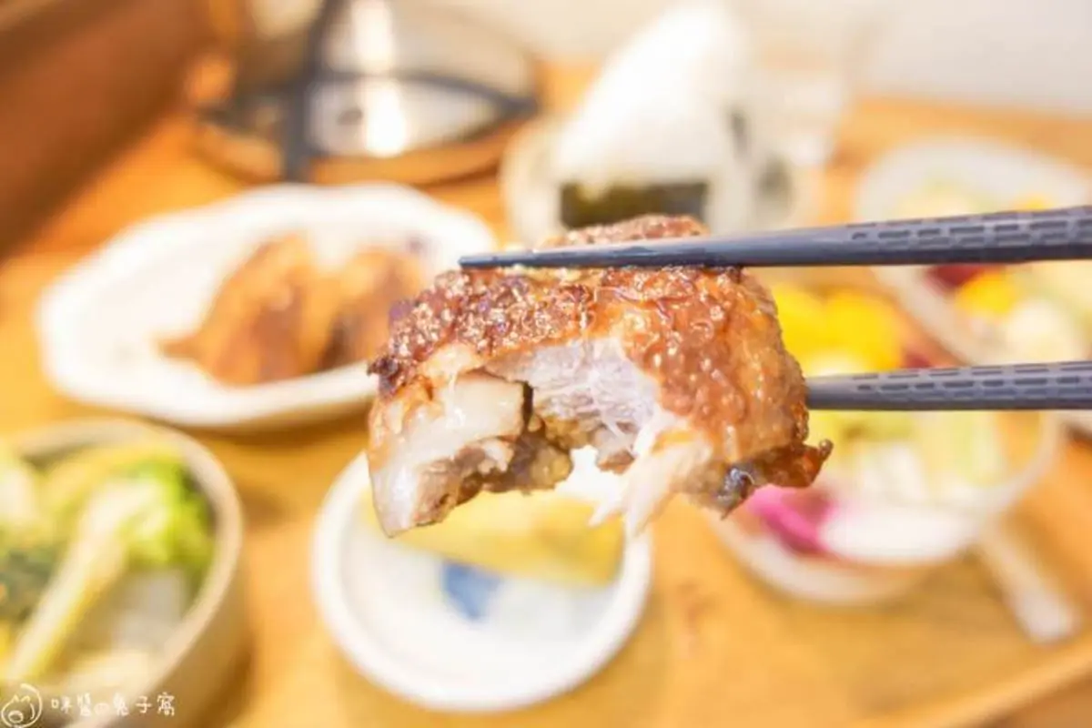 藏身台北老宅！人氣咖啡廳「日式定食」吃得到４款配餐，甜點必嗑焦糖香布丁