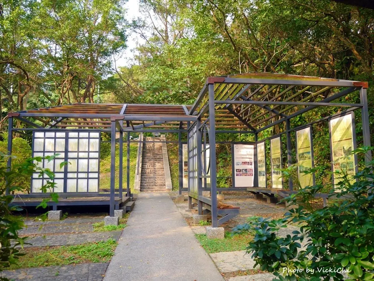 打卡透明觀景台!基隆「祕境步道」飽覽八斗子海景,還能探尋隱藏版台電遺跡 打卡透明觀景台!基隆「祕境步道」飽覽八斗子海景,還能探尋隱藏版台電遺跡