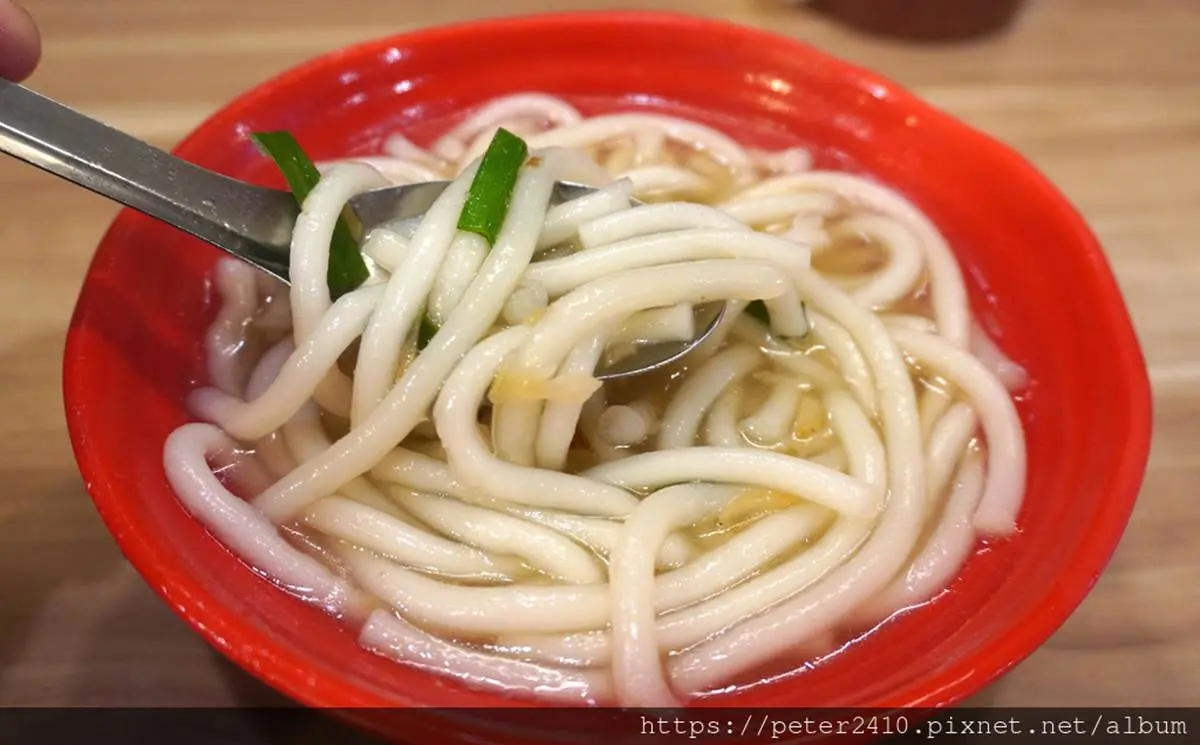 賞煙火順吃！大稻埕８家老字號小吃：百年神級雞捲、韓國美食節目激推豬腳