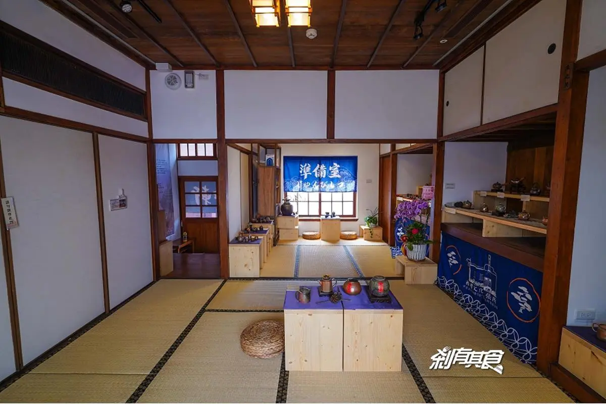 打卡海線小京都!台中「90年派出所」美拍復古紅磚路,吃「藍眼淚」冰淇淋 打卡海線小京都!台中「90年派出所」美拍復古紅磚路,吃「藍眼淚」冰淇淋