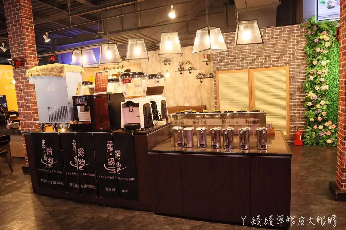 【新開店】鍋控好嗨!新竹浮誇鍋物打卡「奶瓶乳牛」,海鮮盤爽嗑11種海味 【新開店】鍋控好嗨!新竹浮誇鍋物打卡「奶瓶乳牛」,海鮮盤爽嗑11種海味