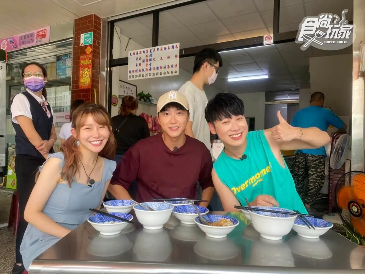 江宏傑上《魚肉鄉民》分享台南美食!靠吃紓壓爆肥4公斤,被戲稱微死角男神 江宏傑上《魚肉鄉民》分享台南美食!靠吃紓壓爆肥4公斤,被戲稱微死角男神
