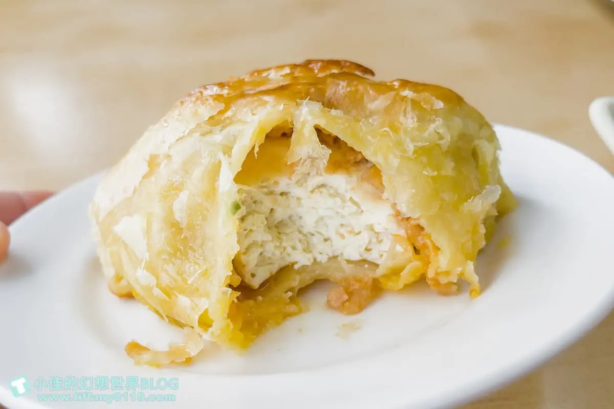 超有哏吃法！北部５家臭豆腐創意料理：牽絲臭豆腐披薩、限量起司堡臭豆腐