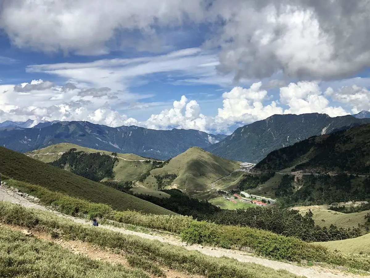 爬合歡山沒你想得難！「入門３路線」新手攻頂不用１小時，第２條網美最愛