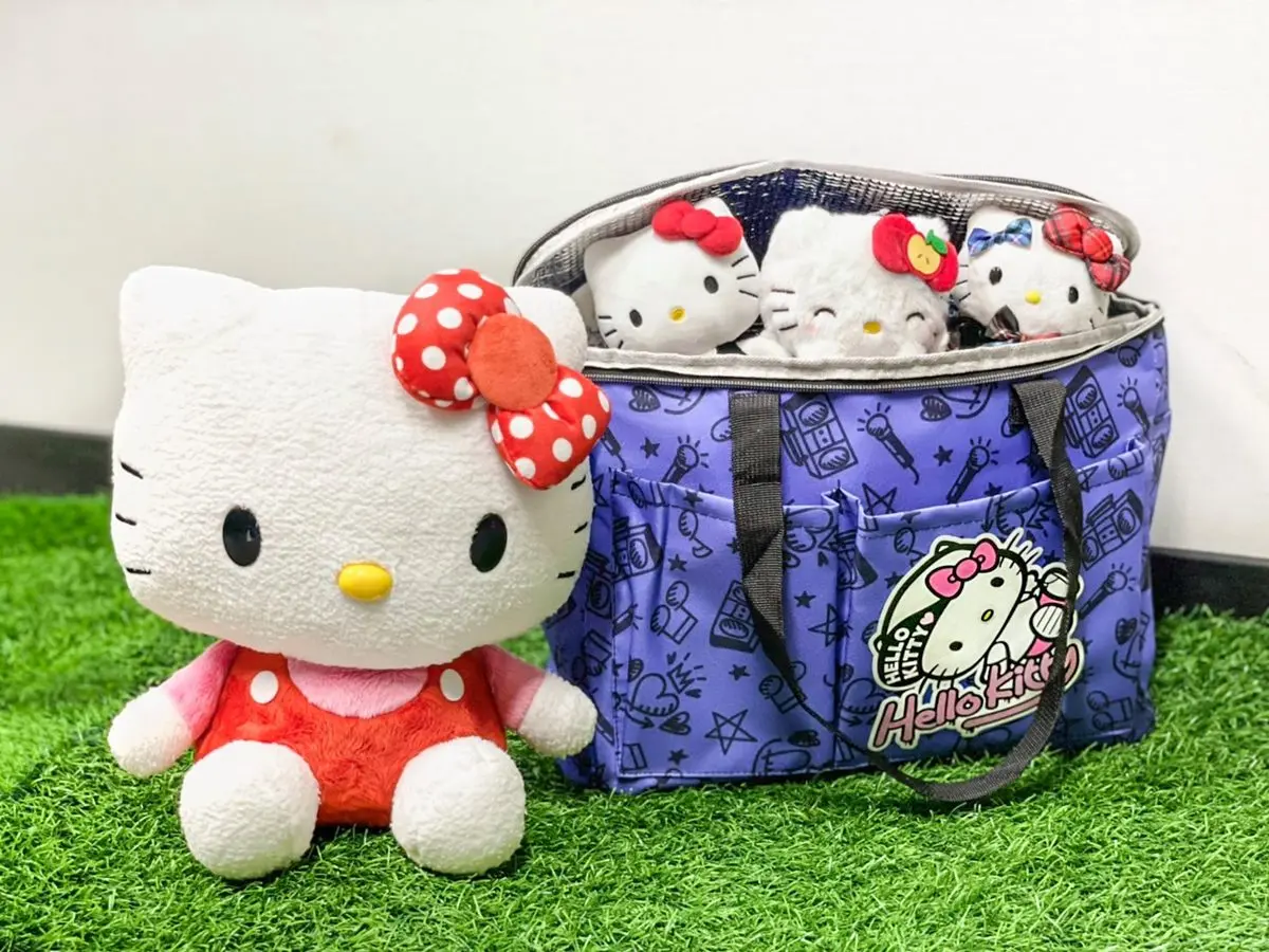 全台最早耶誕城！巨型嘻哈風Kitty可拍，16公尺耶誕樹、歐洲小鎮打卡