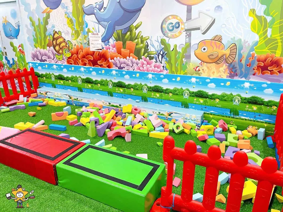 1票玩一整天!新北「親子樂園」有馬卡龍色大積木,還能爽玩旋轉飛碟、大滑梯 1票玩一整天!新北「親子樂園」有馬卡龍色大積木,還能爽玩旋轉飛碟、大滑梯