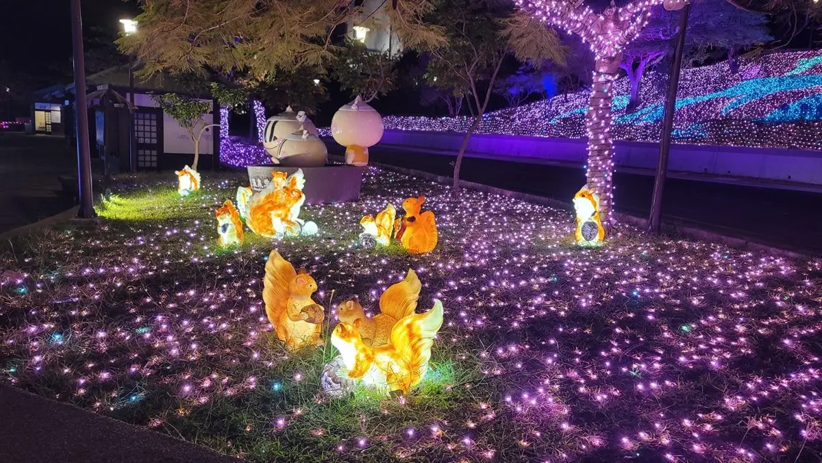 全台最南燈會「四重溪溫泉季」!櫻花隧道、日式神社必拍,加碼免費浴衣體驗 全台最南燈會「四重溪溫泉季」!櫻花隧道、日式神社必拍,加碼免費浴衣體驗