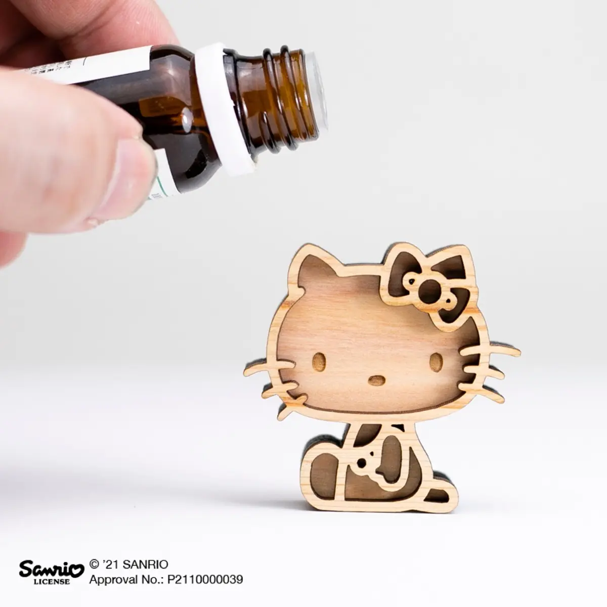 滿額送超Q相機！Pinkoi x Kitty推百款聯名商品，先搶蝴蝶結珍奶杯、鍵盤膜