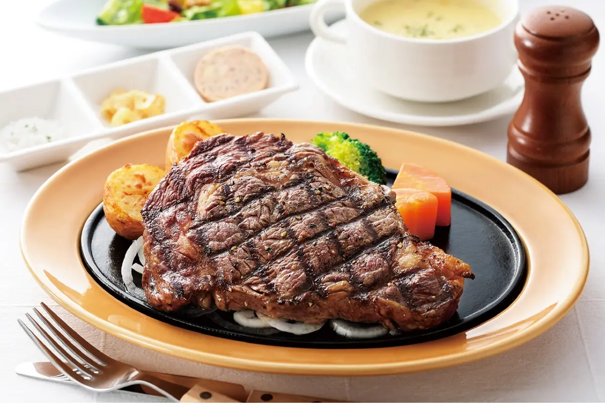 樂雅樂限時４天「牛排買一送一」！紐西蘭菲力、10盎司沙朗牛排任選