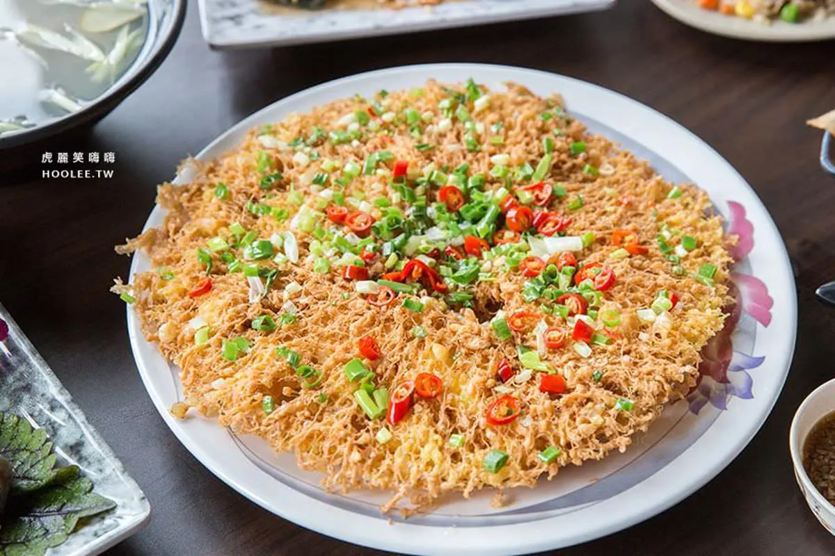 在地人激推！小琉球神祕山海產必點酥脆「蜂巢蝦」，深海魚蛋先炸後炒超唰嘴