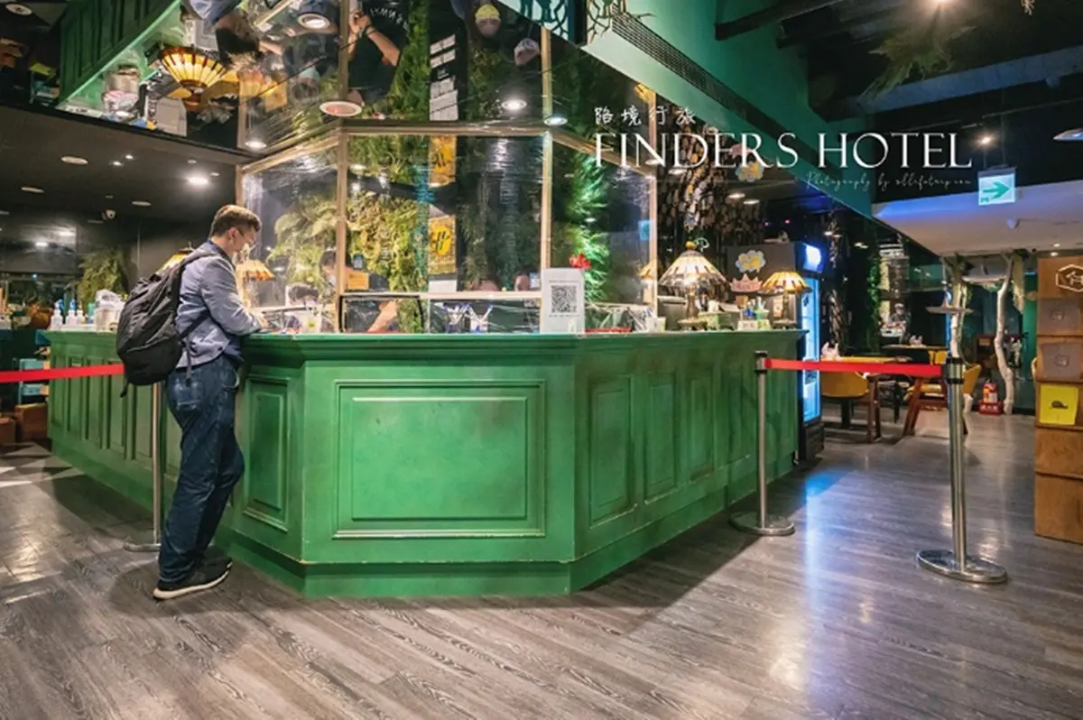 走進魔幻森林!台北「親子飯店」打卡超萌白色小鹿,還能預約專屬遊戲區 走進魔幻森林!台北「親子飯店」打卡超萌白色小鹿,還能預約專屬遊戲區