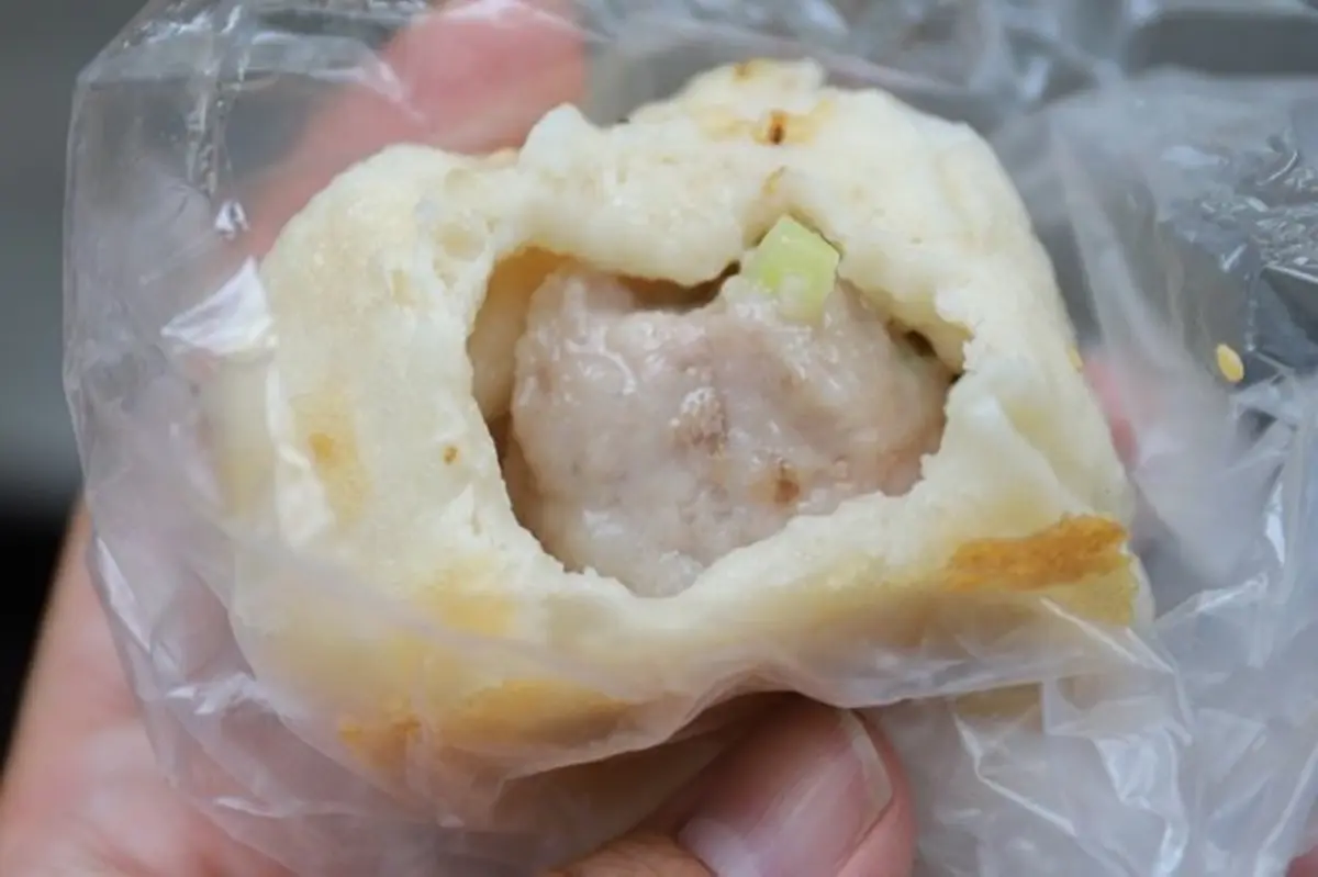 米其林必比登也推!台北現煎「手工生煎包」內餡飽滿爆汁,必嘗梨山高麗菜餡 米其林必比登也推!台北現煎「手工生煎包」內餡飽滿爆汁,必嘗梨山高麗菜餡