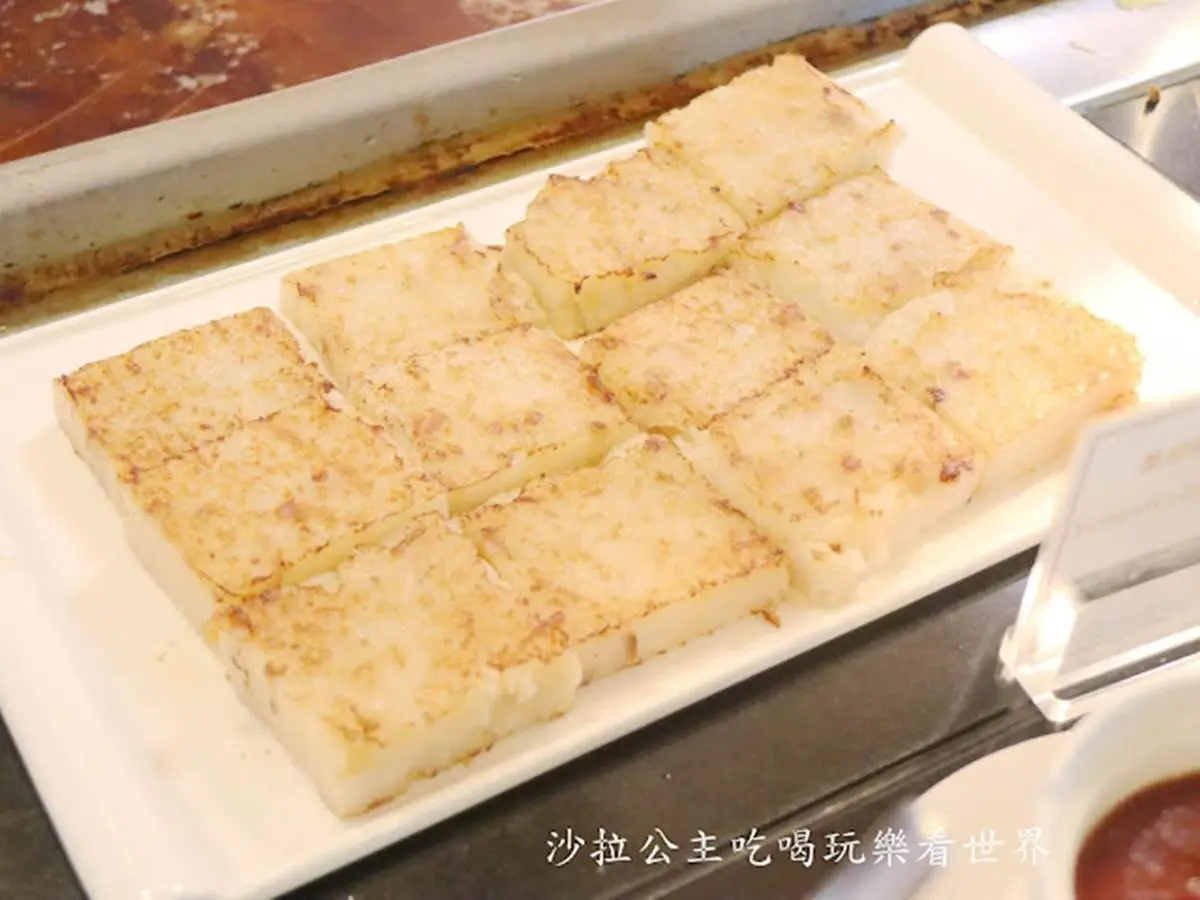 中壢唯一溫泉飯店！房內就有超大獨立湯池，小朋友還能爽玩戲水池、情境車道