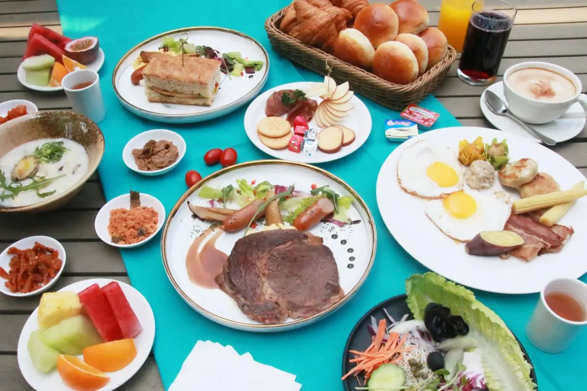 全台10大飯店早餐吃到飽:無限量沙朗牛排、秒飛日本好料、湖景第一排打卡 全台10大飯店早餐吃到飽:無限量沙朗牛排、秒飛日本好料、湖景第一排打卡