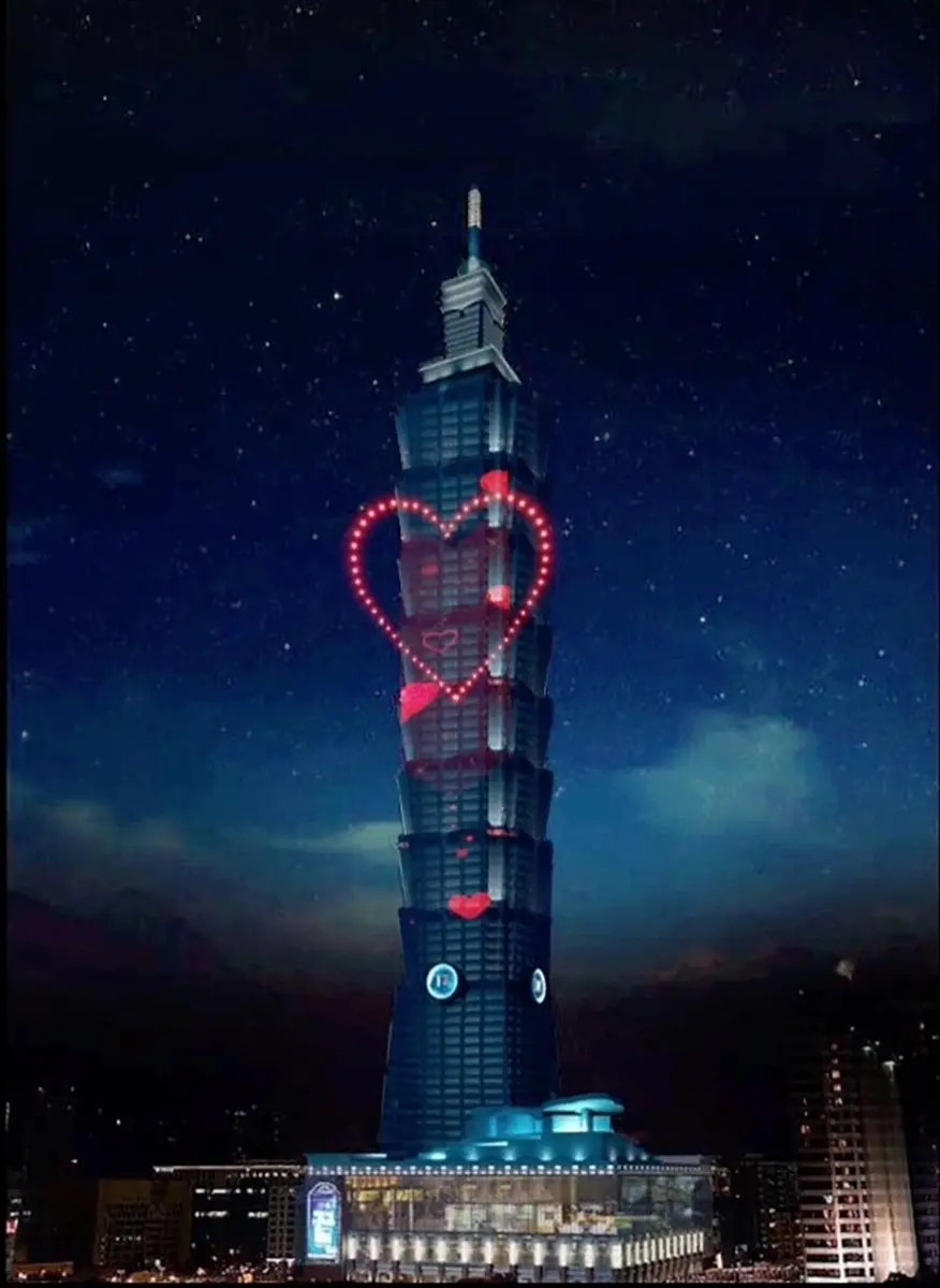 台北101煙火秀搶先曝光!全球首次高空展翅、愛心煙火,總長360秒可拍 台北101煙火秀搶先曝光!全球首次高空展翅、愛心煙火,總長360秒可拍