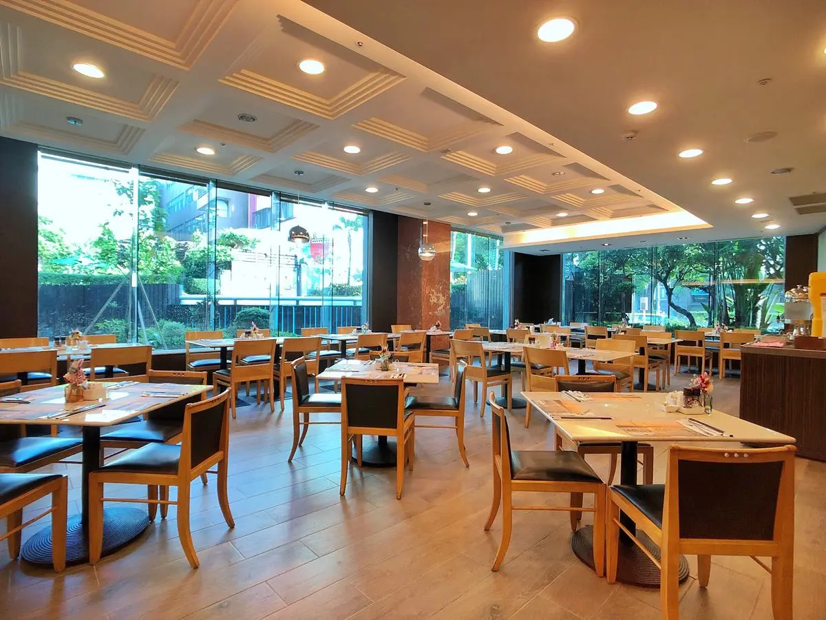 飯店吃到飽「10人都打折」!壽星出示證件75折優惠,同行者用餐也有好康 飯店吃到飽「10人都打折」!壽星出示證件75折優惠,同行者用餐也有好康