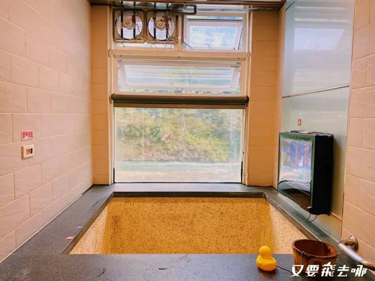 1人300元有找!雙北6間平價溫泉湯屋:日式景觀池、台版小京都、水療SPA 1人300元有找!雙北6間平價溫泉湯屋:日式景觀池、台版小京都、水療SPA