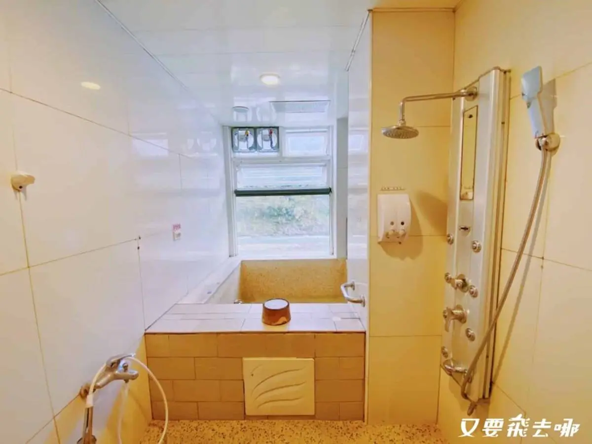 1人300元有找!雙北6間平價溫泉湯屋:日式景觀池、台版小京都、水療SPA 1人300元有找!雙北6間平價溫泉湯屋:日式景觀池、台版小京都、水療SPA