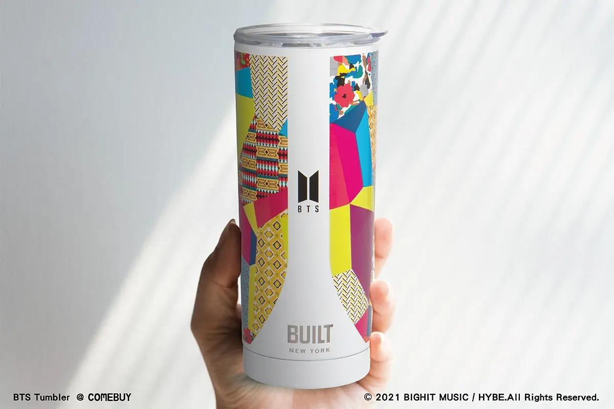 阿米手刀開喝了!COMEBUY獨家「BTS潮行杯」8款一次擁有,門市加購還可挑款 阿米手刀開喝了!COMEBUY獨家「BTS潮行杯」8款一次擁有,門市加購還可挑款