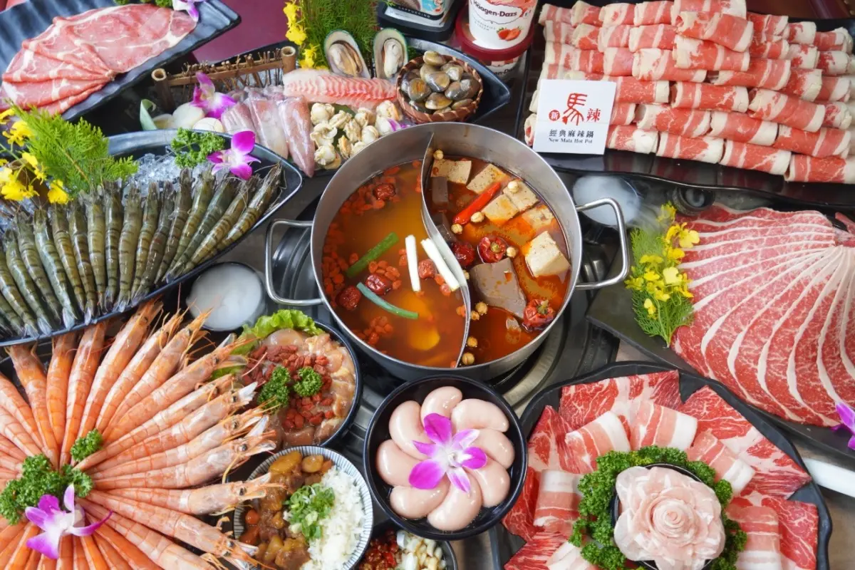 吃到飽控久等了!「新馬辣」台中首店2月底開幕,和牛+天使紅蝦無限吃 吃到飽控久等了!「新馬辣」台中首店2月底開幕,和牛+天使紅蝦無限吃