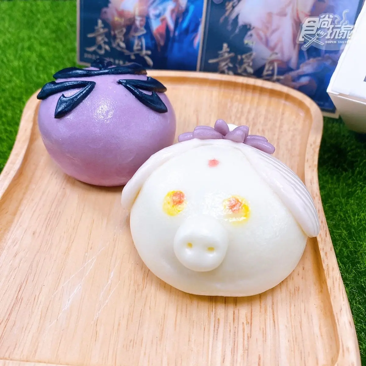 霹靂迷出動!點點心「素還真豬仔包」蓮花頭冠+硃砂痣超Q,再送3D角色卡 霹靂迷出動!點點心「素還真豬仔包」蓮花頭冠+硃砂痣超Q,再送3D角色卡