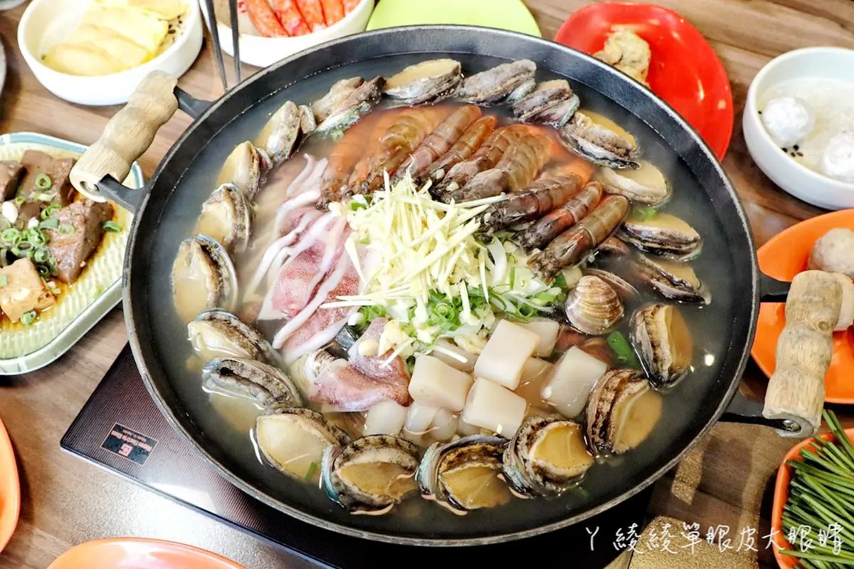 海鮮控搶吃！新竹「超霸氣海鮮鍋」只賣到１月底，滿滿鮑魚、象拔蚌嗑到爽