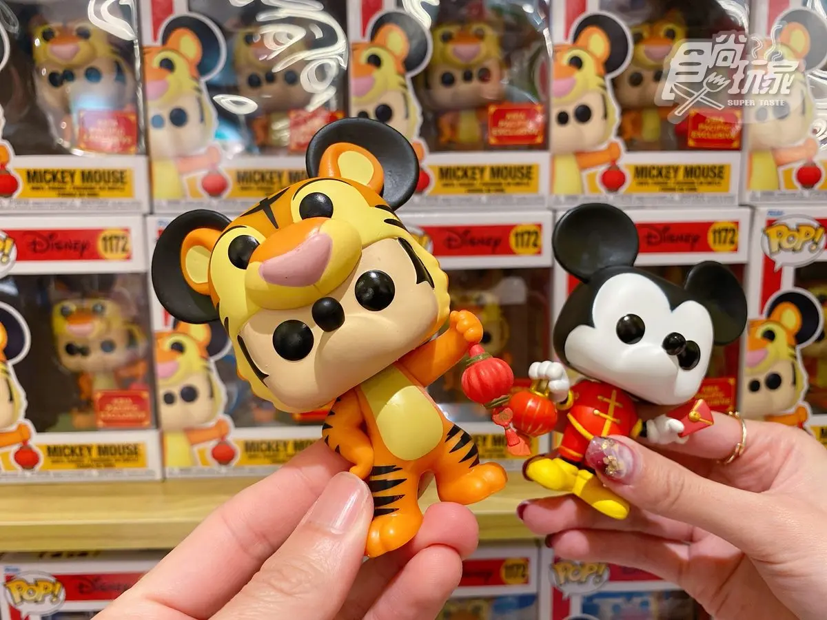 全台最大Funko公仔展！米奇變身老虎裝，還有巨型三眼怪、炭治郎可拍