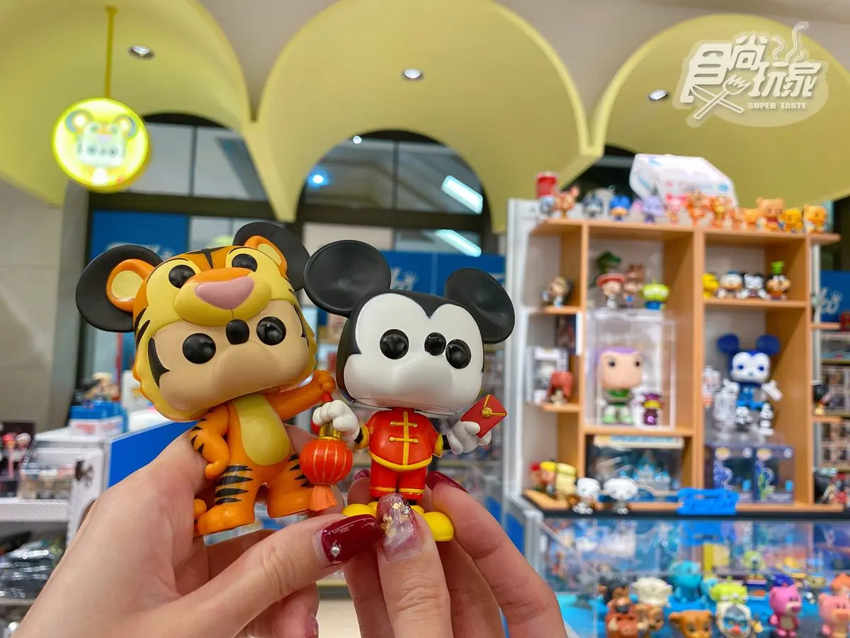 全台最大Funko公仔展！米奇變身老虎裝，還有巨型三眼怪、炭治郎可拍
