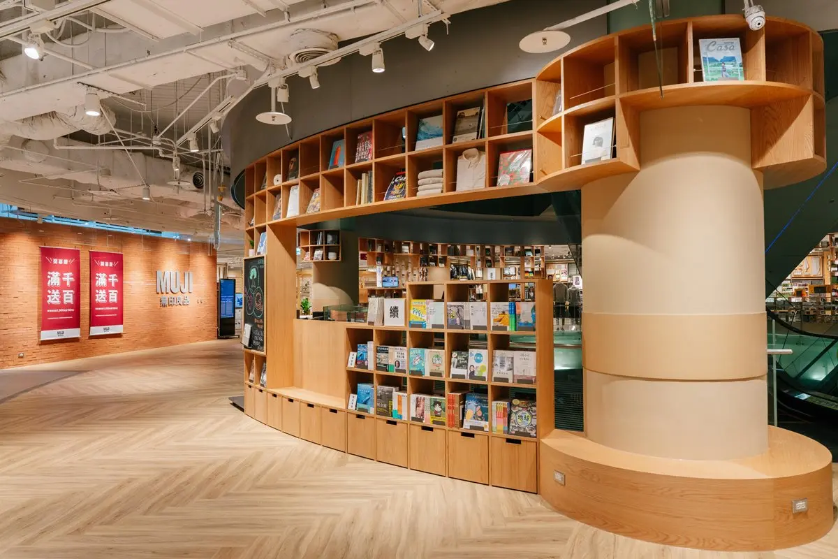 全台最大「無印良品」開箱！８大亮點搶先看，必逛MUJI BOOKS、50坪生鮮賣場