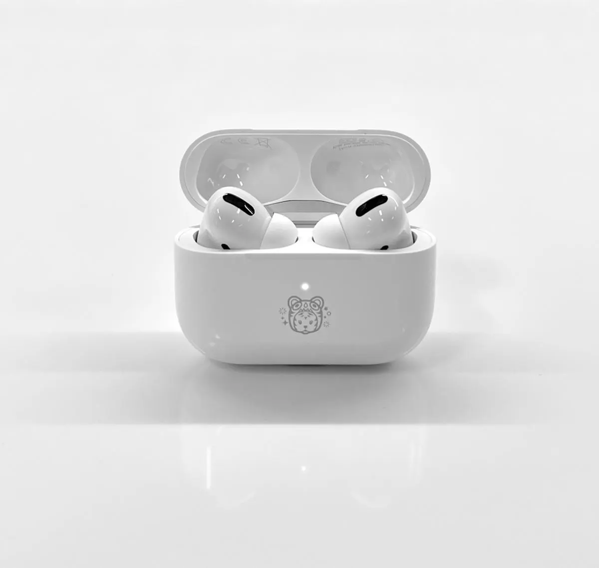 果粉快入手！APPLE推３大虎年夯品：小老虎設計款耳機、紅色編織手錶