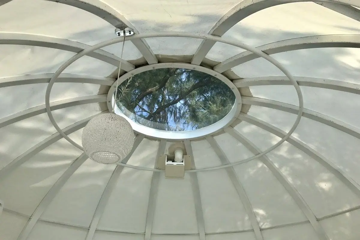 躺床欣賞星空！台南「水上星空帳篷」夢幻爆棚，海景鞦韆、水樣森林必拍