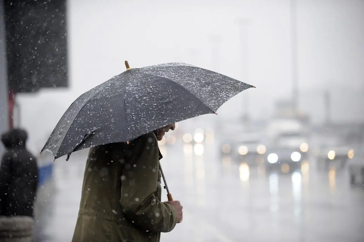 週末首波寒流來襲!全台有雨「低溫下探10度」,回暖時間曝 週末首波寒流來襲!全台有雨「低溫下探10度」,回暖時間曝