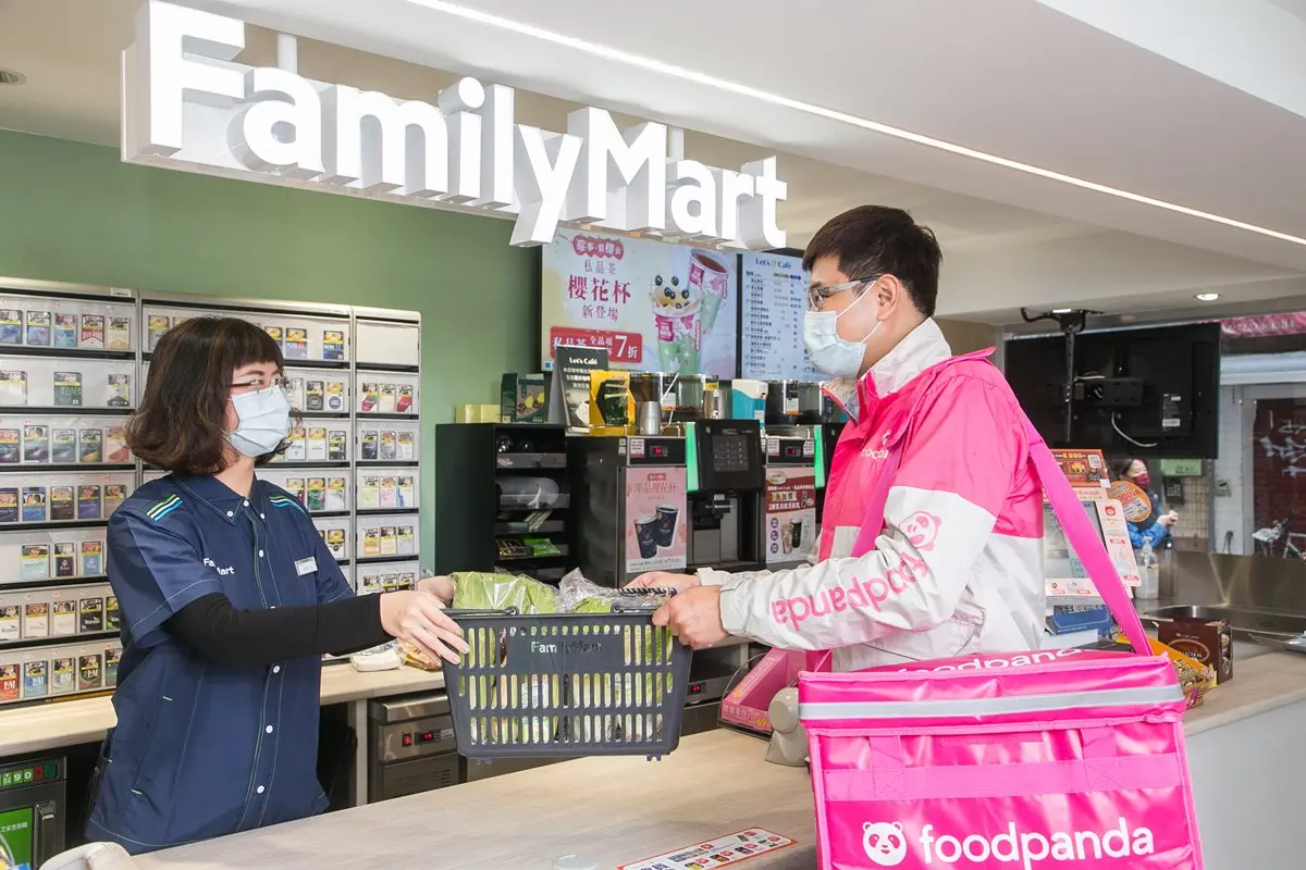 全家也開超市了!「FamiSuper超市店」新開張,3500項商品可逛、24小時外送到家 全家也開超市了!「FamiSuper超市店」新開張,3500項商品可逛、24小時外送到家